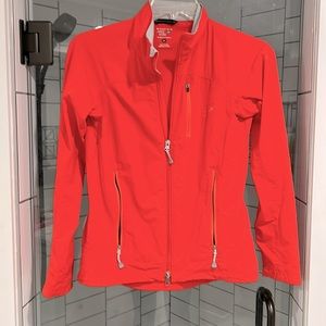 Mountain Hardwear light weight jacket.